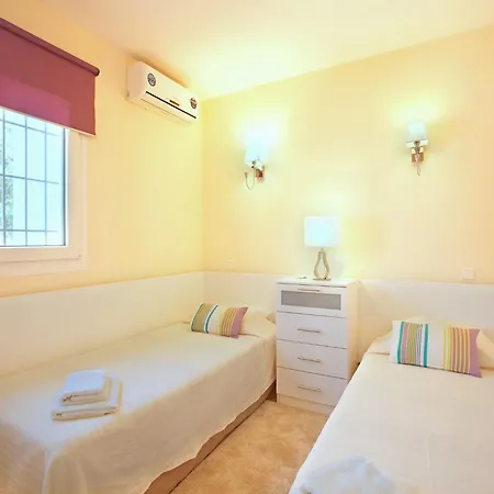 Cosy Near Holiday home *